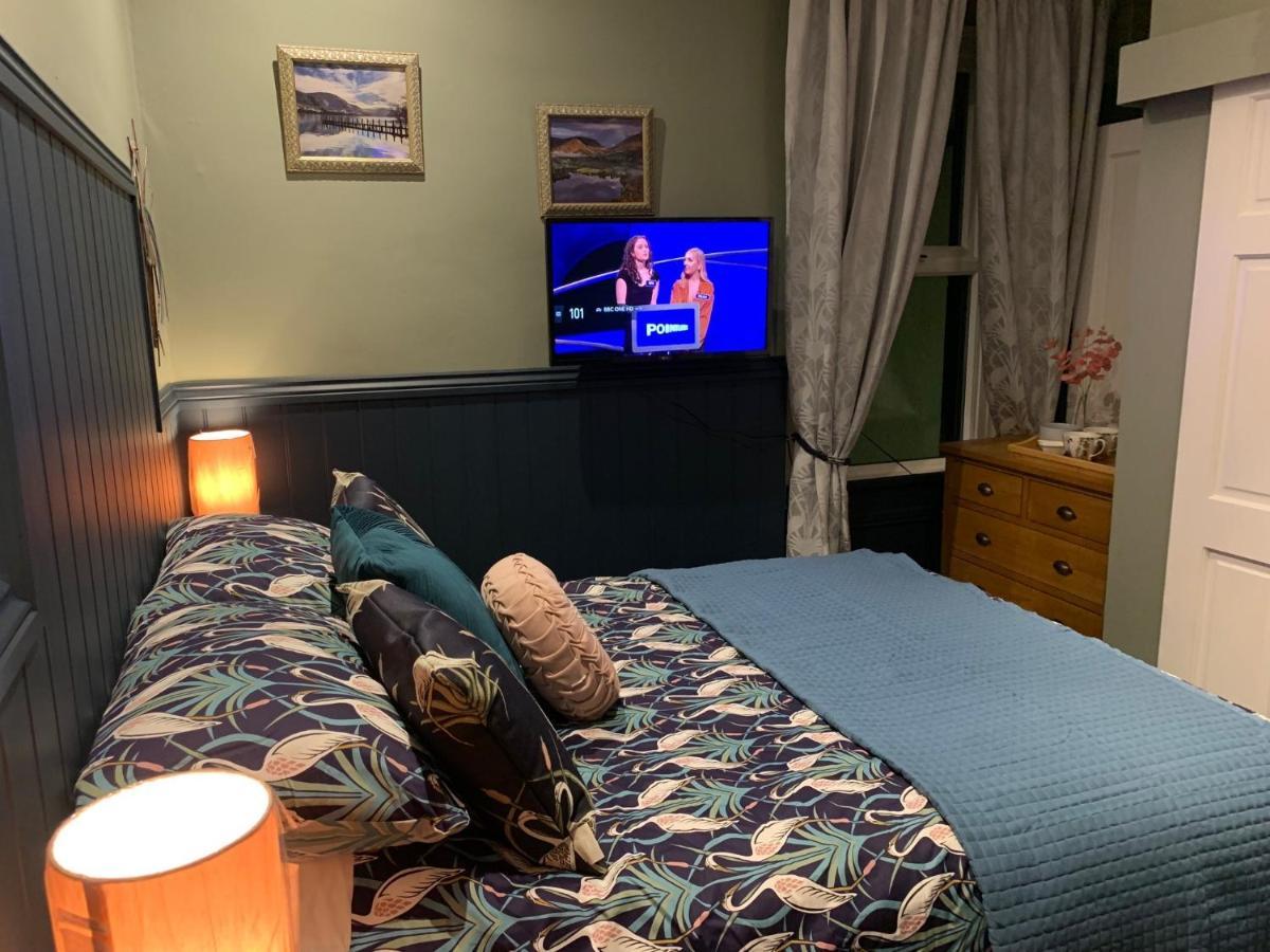 Cornerhouse Guesthouse Penrith Bagian luar foto