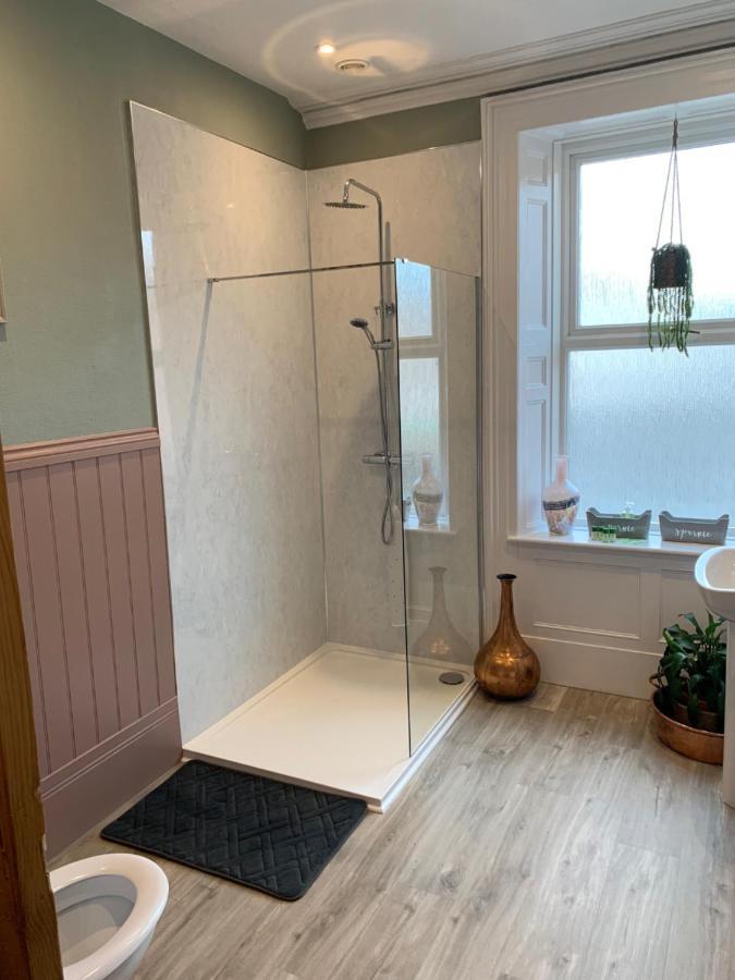 Cornerhouse Guesthouse Penrith Bagian luar foto